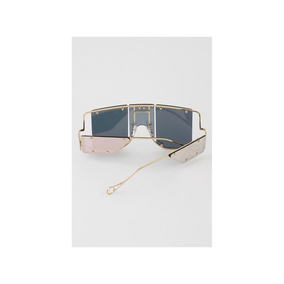 Iconic Oversize Side Shade Sunglasses main image 6
